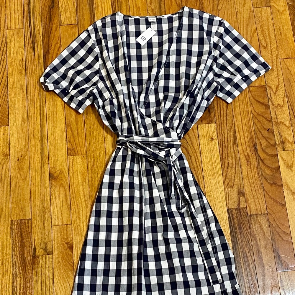 GAP NWT Navy blue gingham wrap midi dress